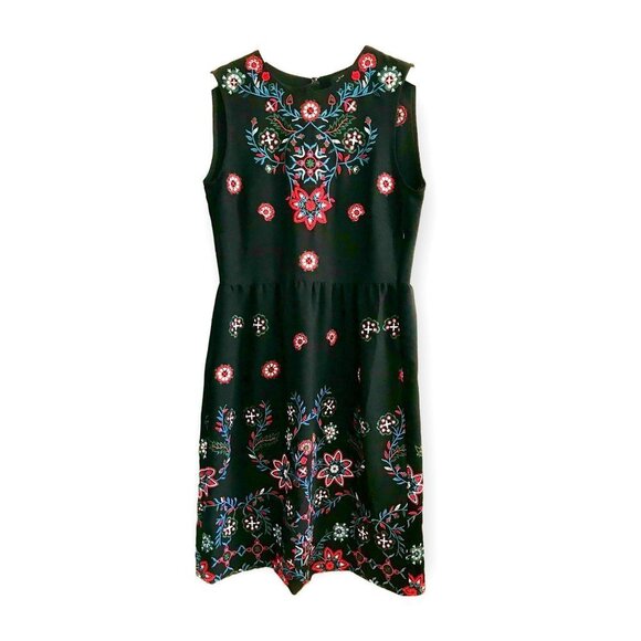 Zara Sleeveless Black Shift Dress with Embroideries,   size M - Picture 1 of 15